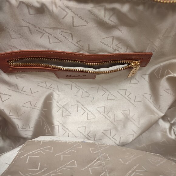 Alviero Martini handbag Passport edition - Picture 3 of 8